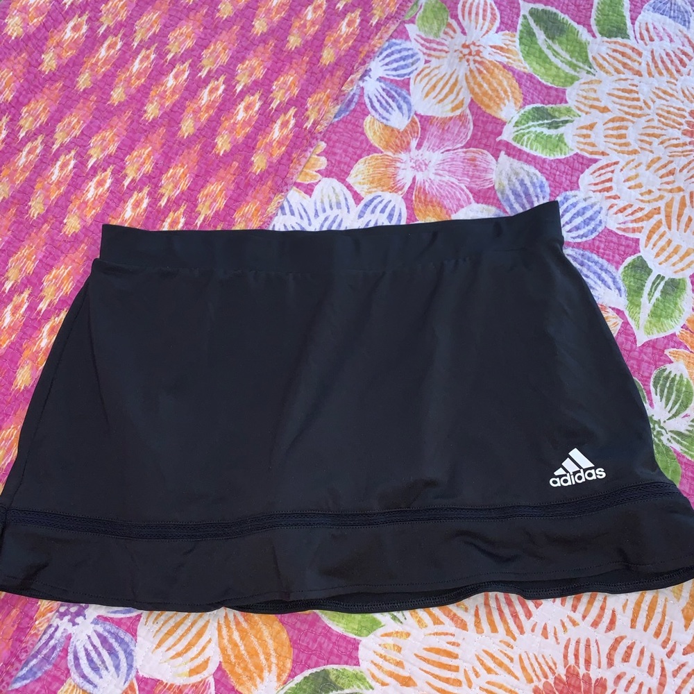 Black adidas tennis skirt
